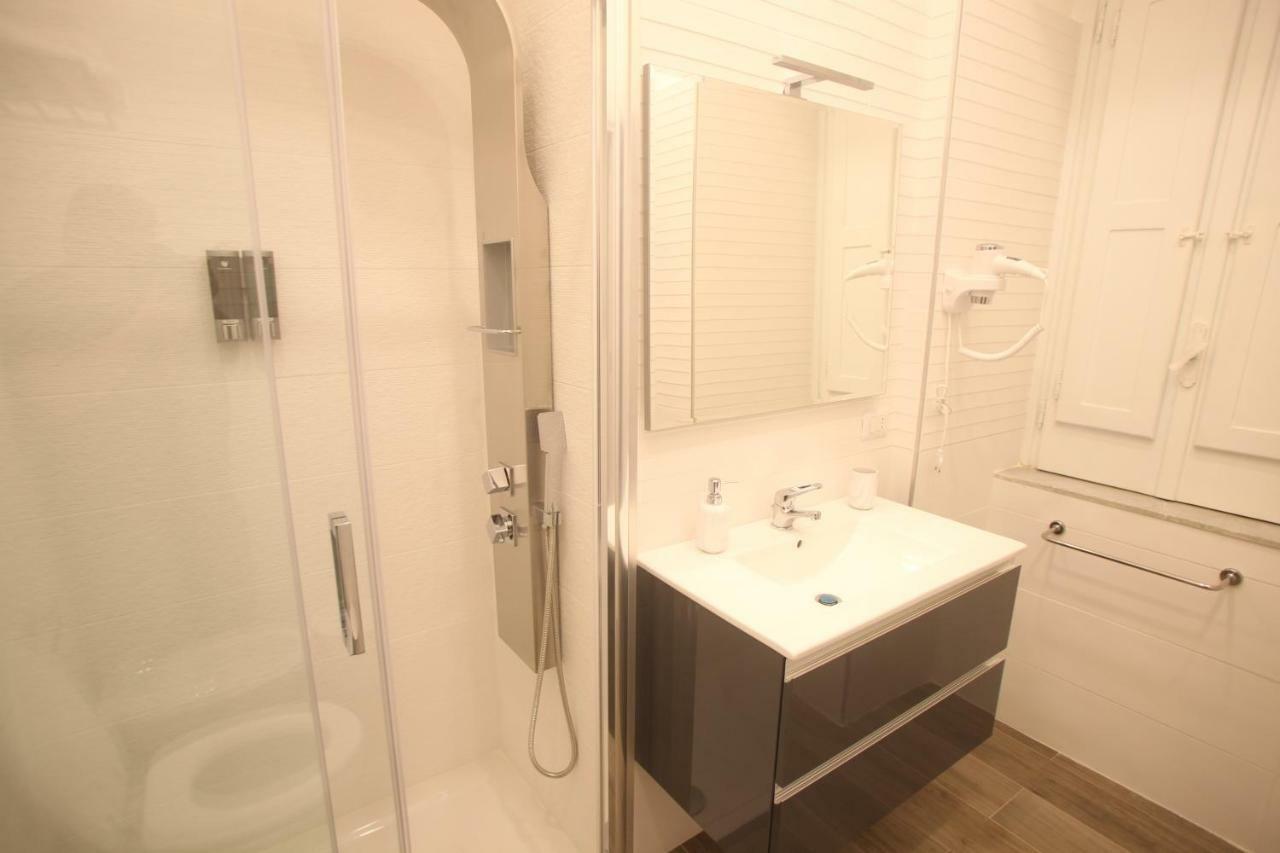 Garibaldi Station 2Punto0 Bed & Breakfast Napoli Bagian luar foto
